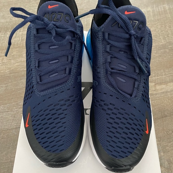 Men’s Nike Air sneakers -NEVER WORN! - Picture 6 of 9